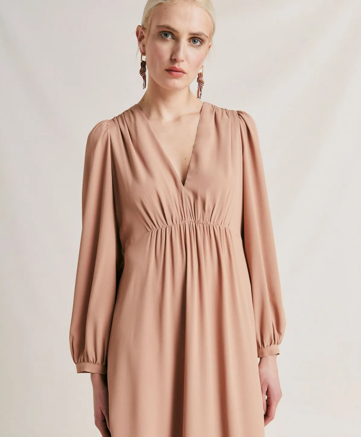 Robe Artemisia En Acetate De Soie Unie - Nude