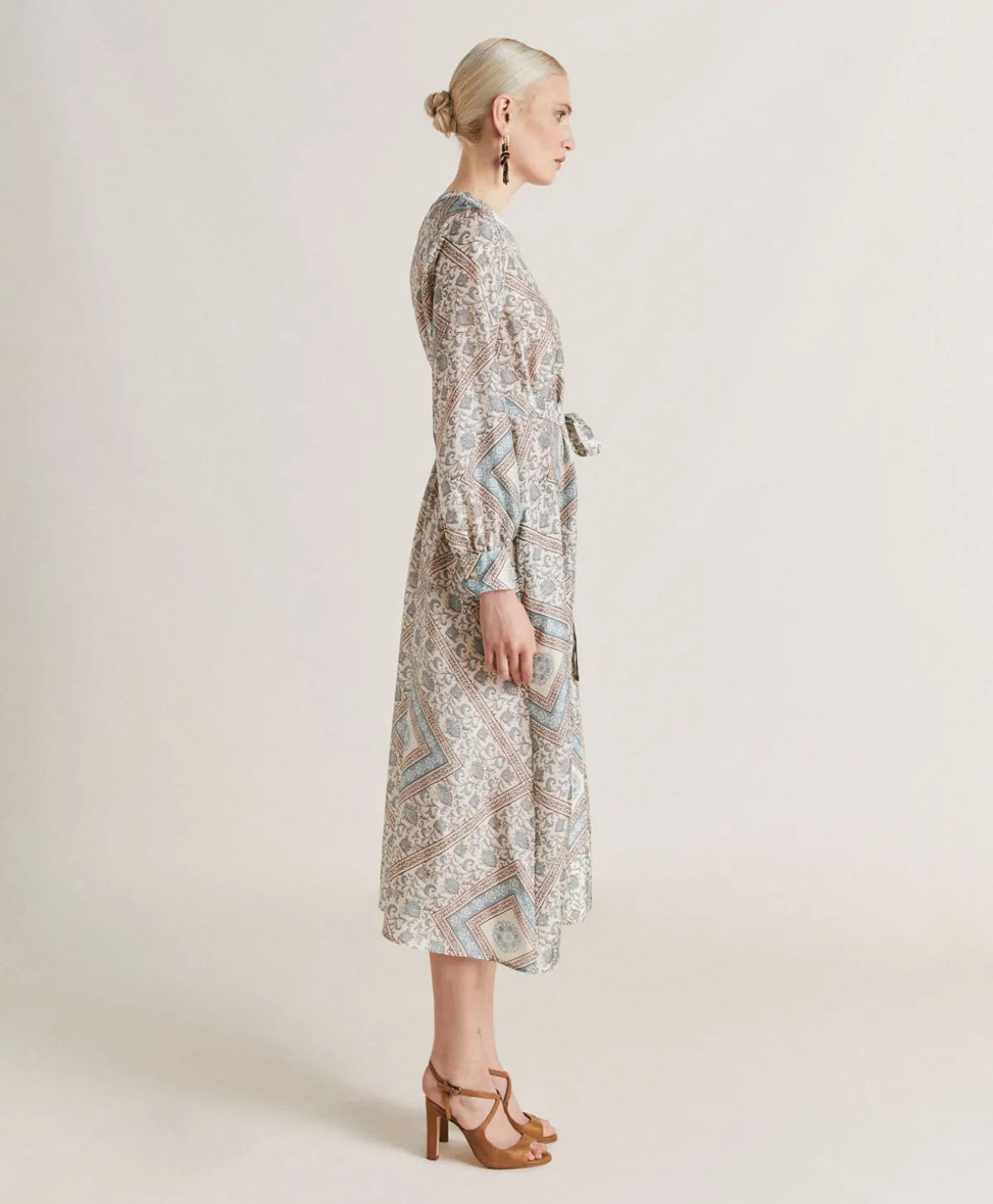 Robe California En Haboutai De Soie - Creme/Poussiereux